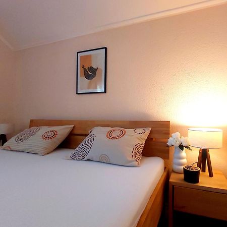 Zara Apartment With Terrace Near Old Town โมสตาร์ ภายนอก รูปภาพ