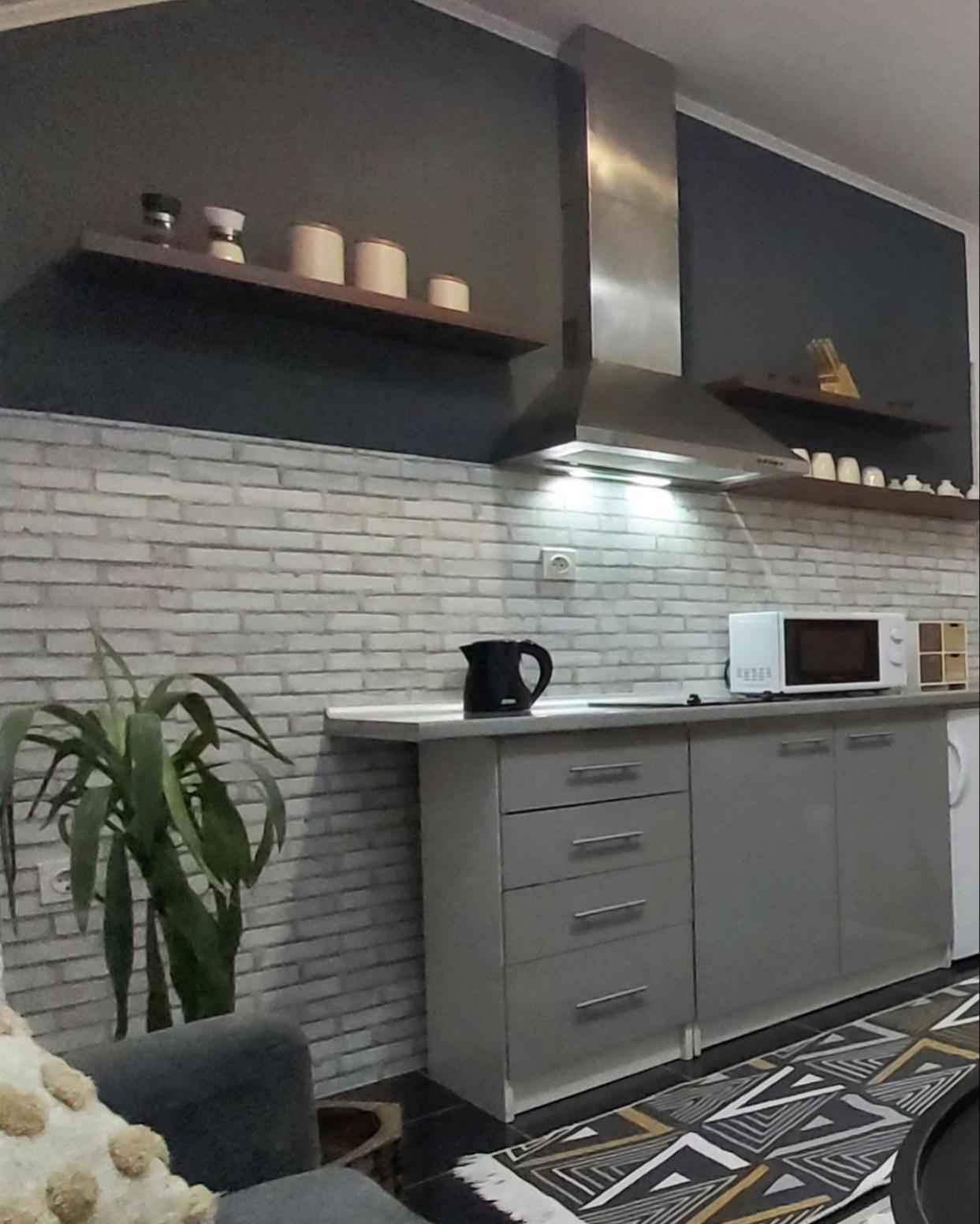 Zara Apartment With Terrace Near Old Town โมสตาร์ ภายนอก รูปภาพ